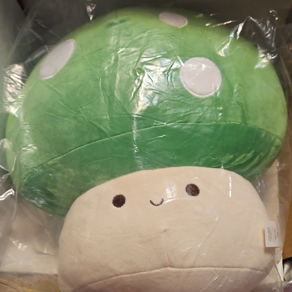 Velma & Wally Charming Green Mushroom Plush Toy, New